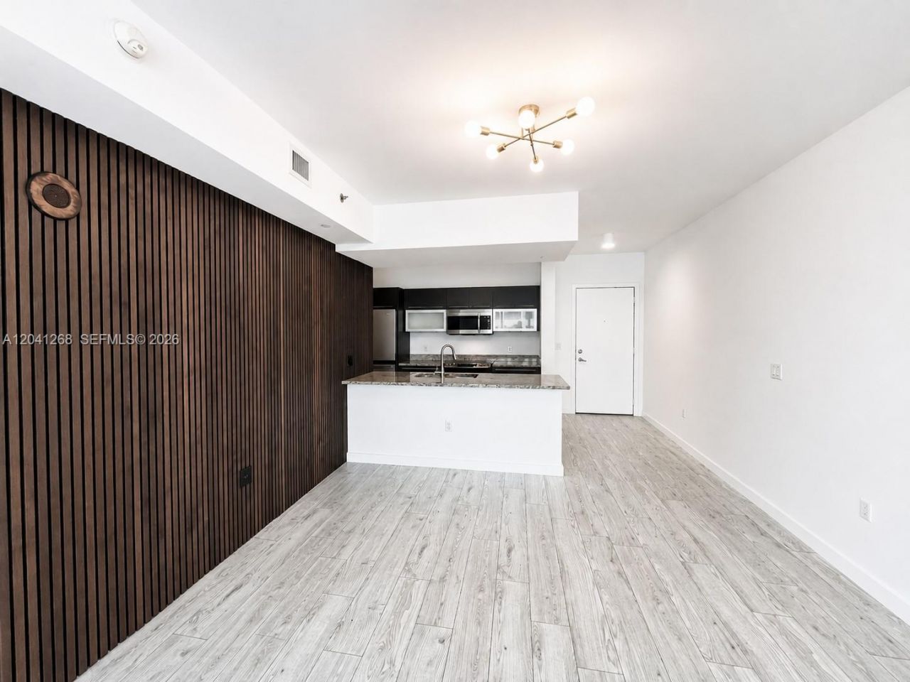 951 Brickell Ave , Unit 3300, Miami, FL 33131 Photo