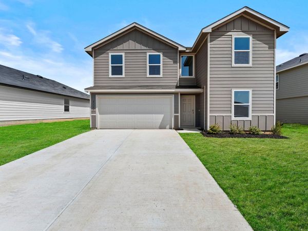 2117 Windflower LN , Luling, TX 78648