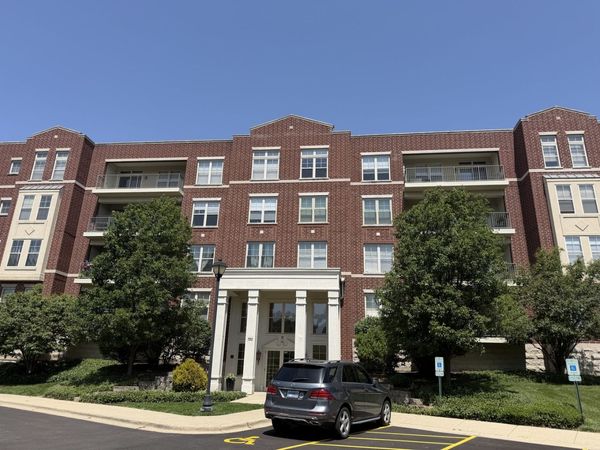 720 Prestwick Lane, Unit 504, Wheeling, IL 60090