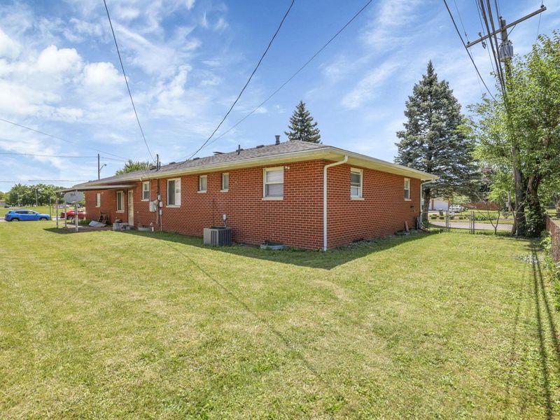 1546 Sandalwood Place, Columbus, OH 43229 Photo 47
