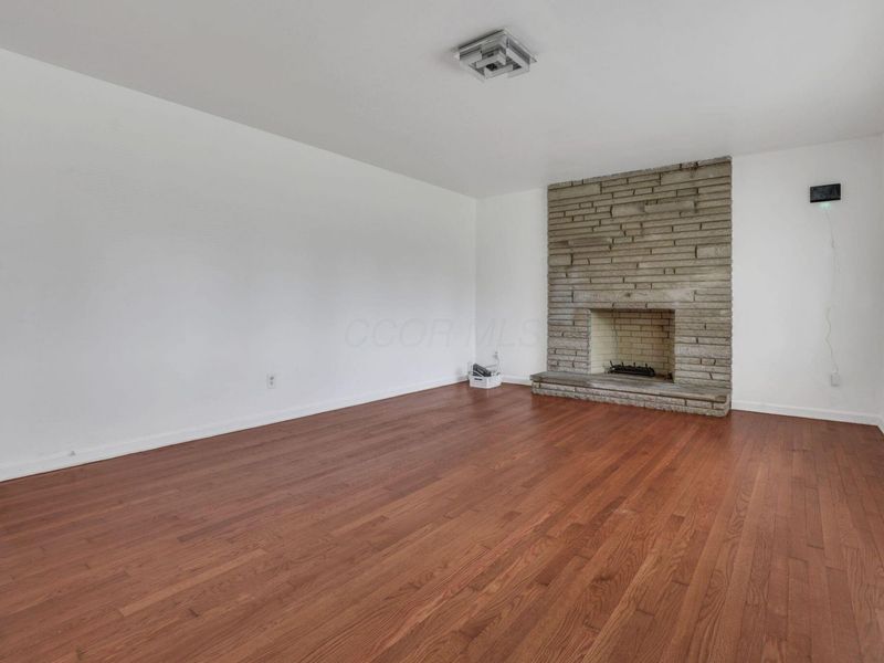 1546 Sandalwood Place, Columbus, OH 43229 Photo 6