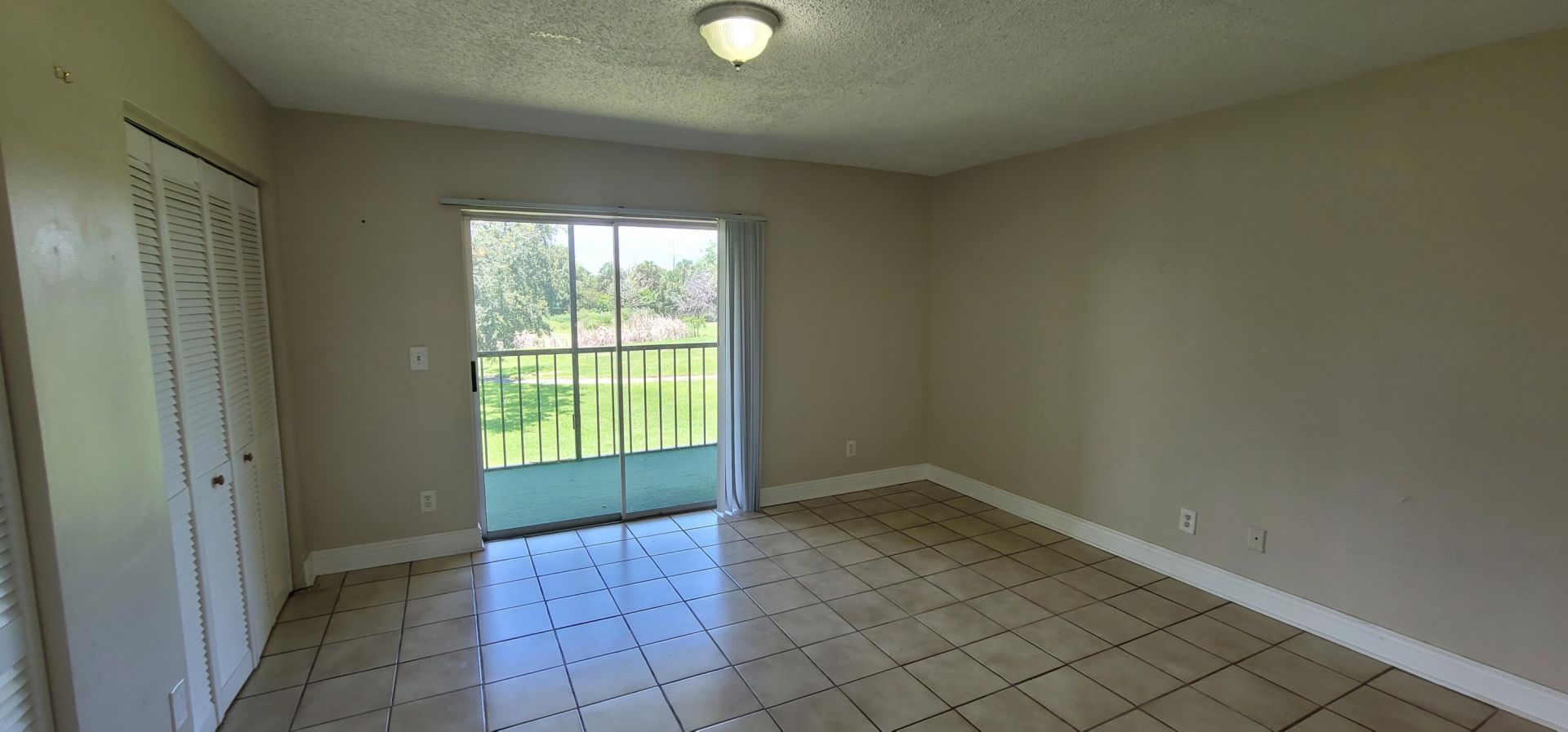 1523 Meadows Circle W, Boynton Beach, FL 33436 Photo