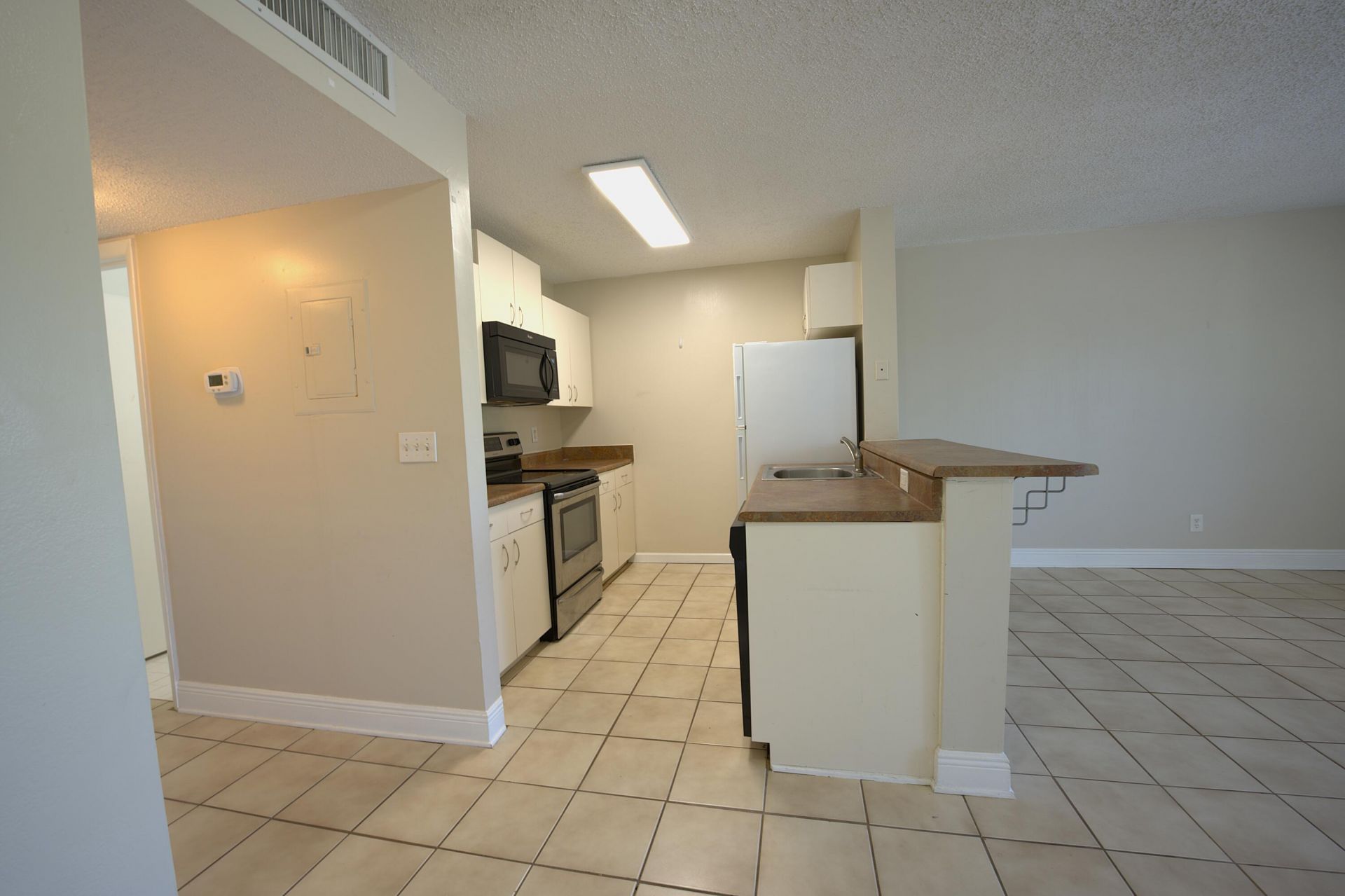 1523 Meadows Circle W, Boynton Beach, FL 33436 Photo