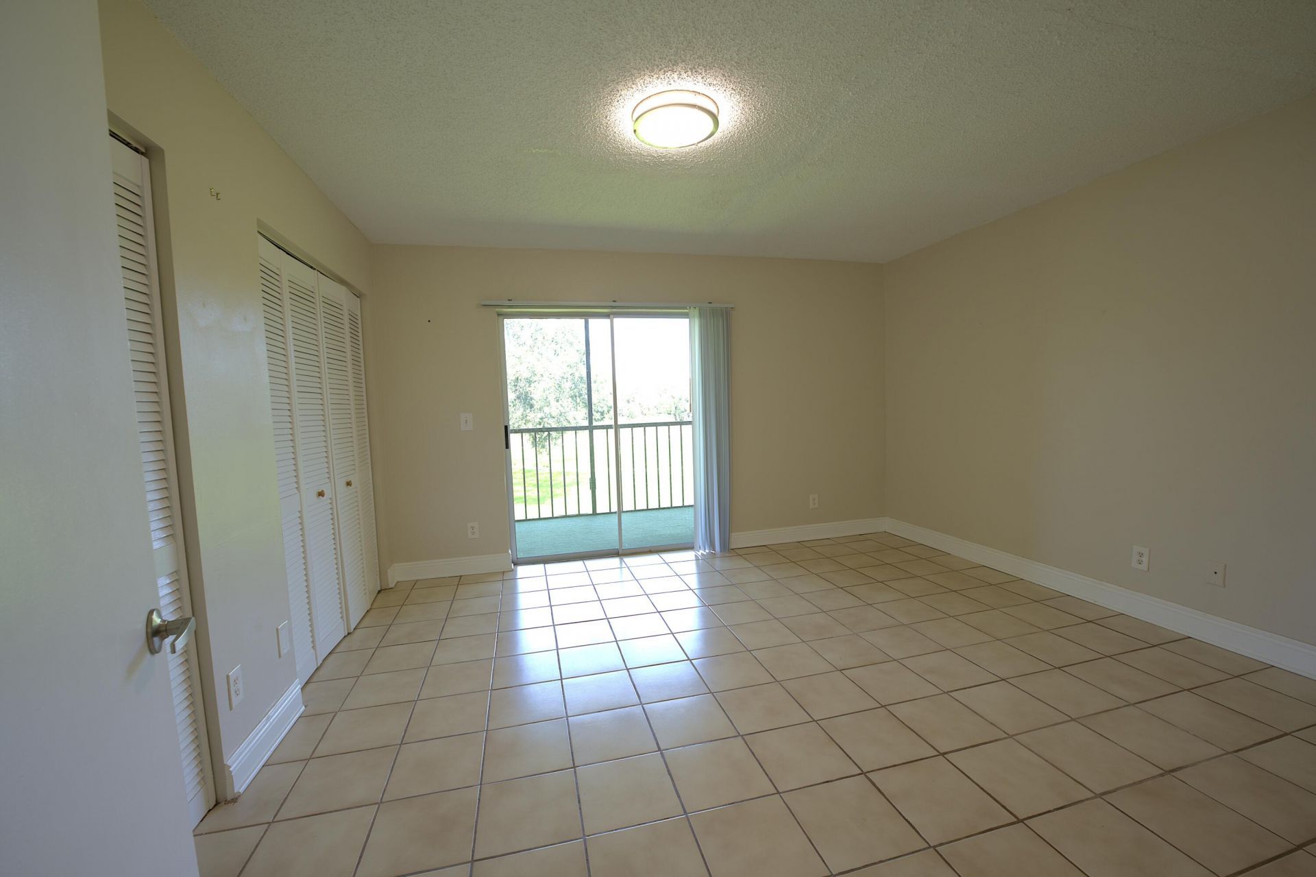 1523 Meadows Circle W, Boynton Beach, FL 33436 Photo