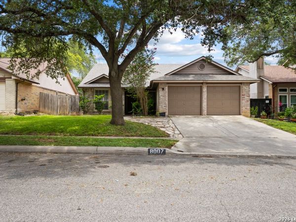 8007 Forest Crossing, Live Oak, TX 78233
