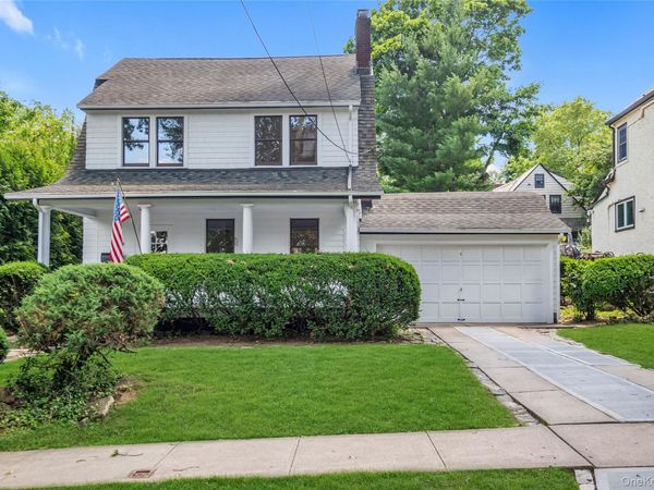 328 Manor Road , Douglaston, NY 11363