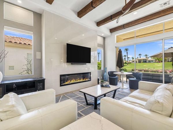513 Falcon View Circle, Palm Desert, CA 92211