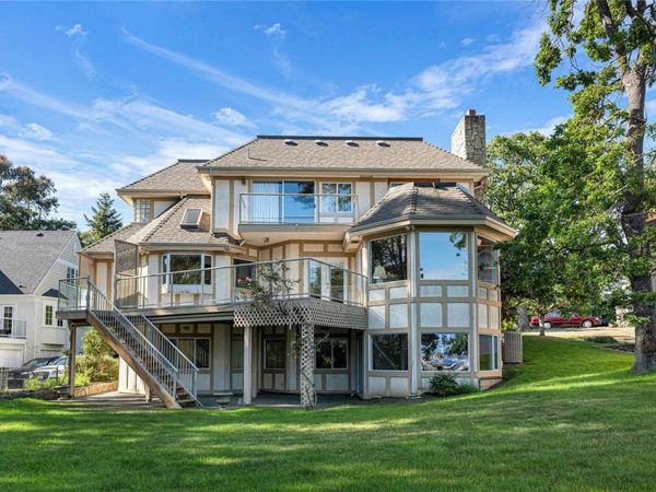 2717 Somass Dr , Oak Bay, BC V8R 1R7
