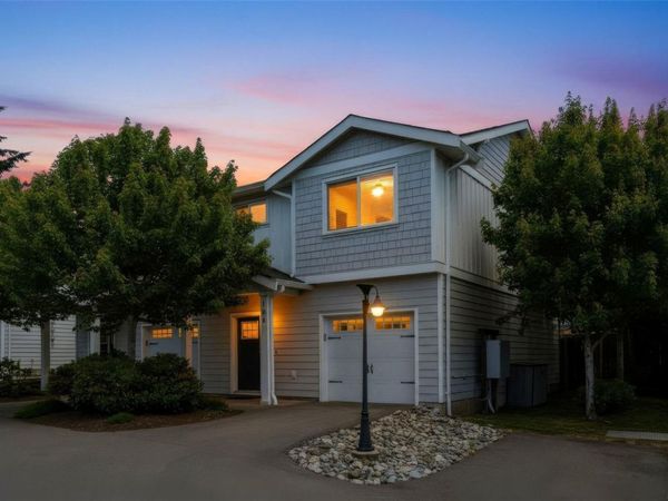 6717 Ayre Rd , Unit #106, Sooke, BC V9Z 0H1