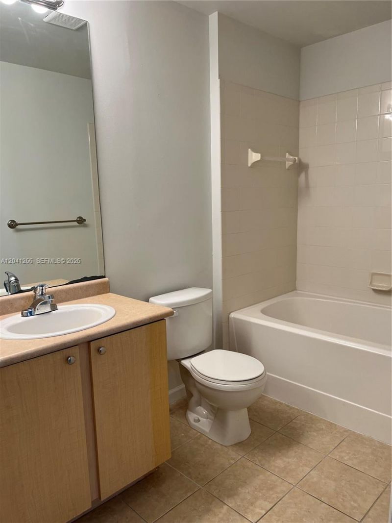 1919 Van Buren St , Unit 818A, Hollywood, FL 33020 Photo