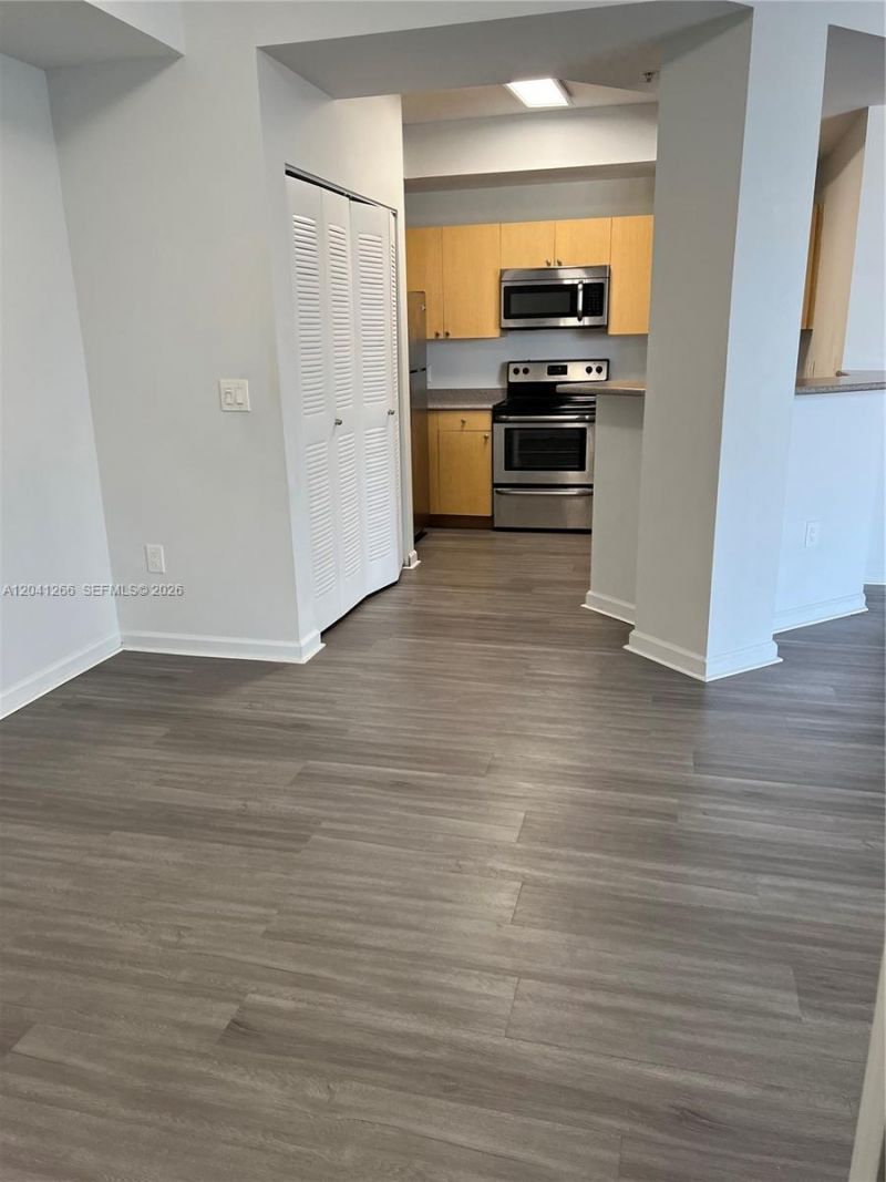 1919 Van Buren St , Unit 818A, Hollywood, FL 33020 Photo