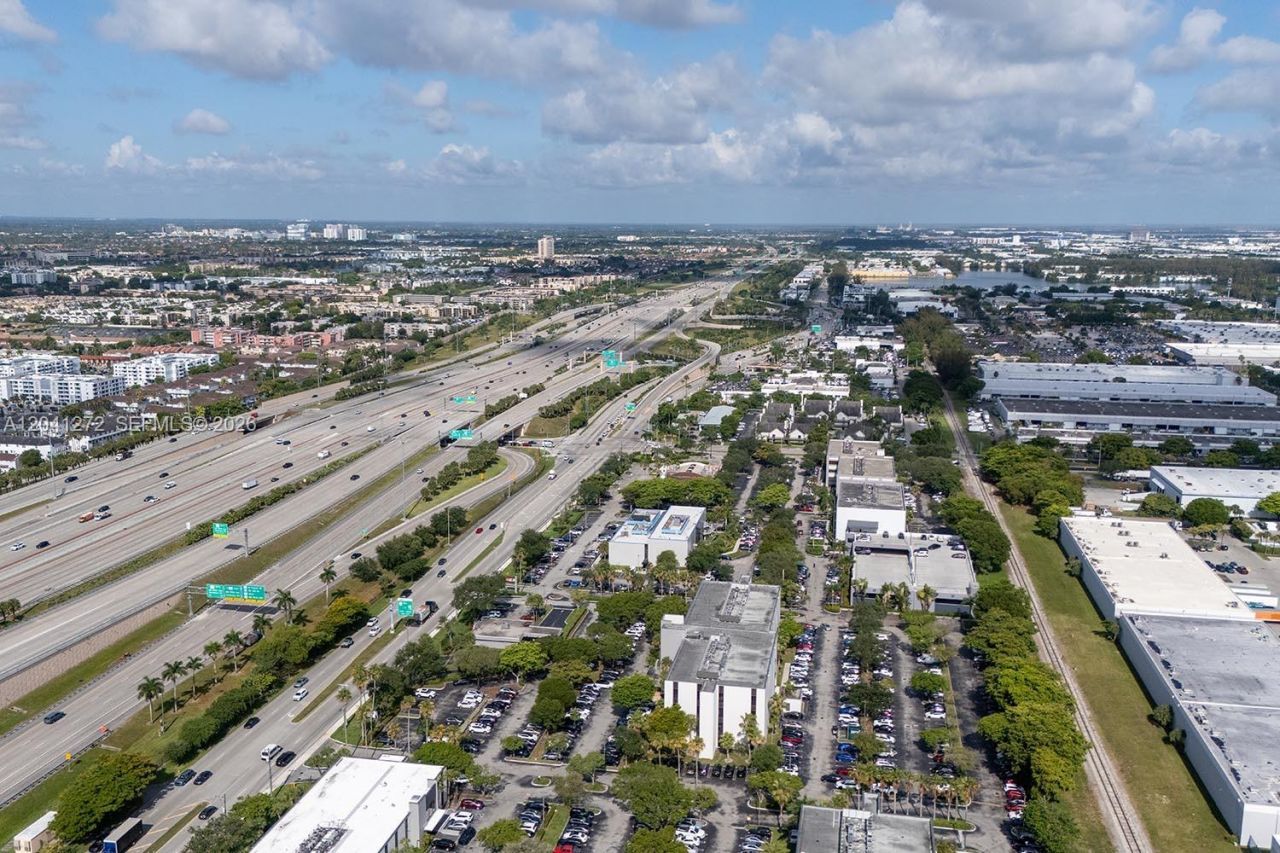 1200 NW 78 Avenue , Miami, FL 33126 Photo