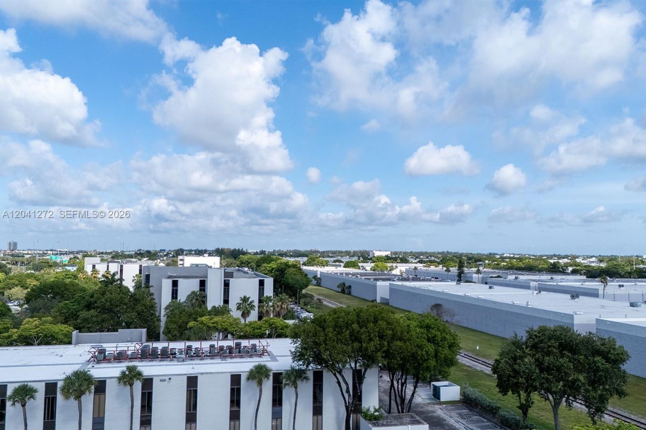 1200 NW 78 Avenue , Miami, FL 33126 Photo