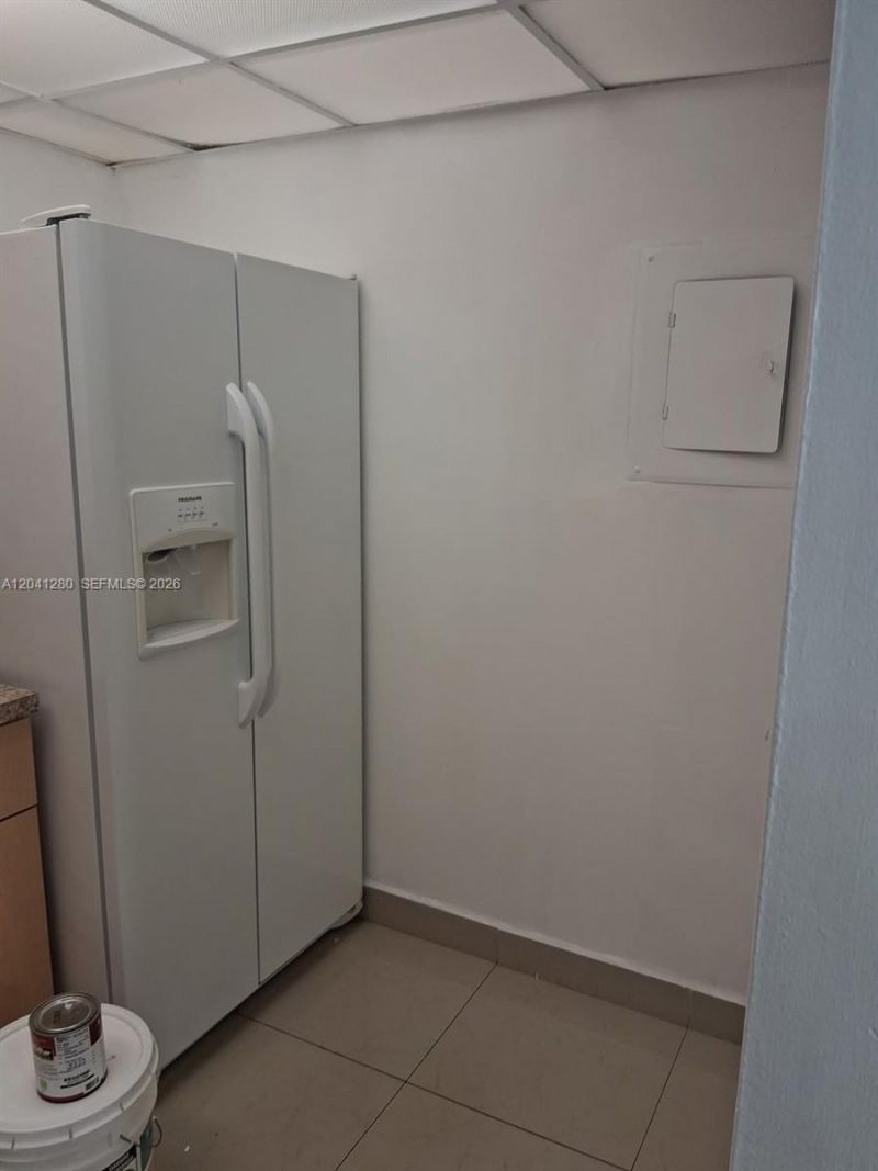 4675 W 18th Ct , Unit 606, Hialeah, FL 33012 Photo