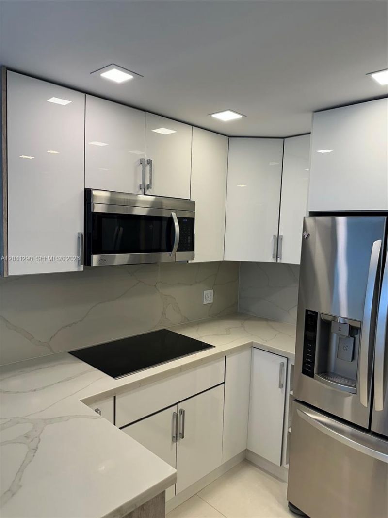 9500 W Bay Harbor Dr , Unit 6A, Bay Harbor Islands, FL 33154 Photo