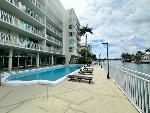 9500 W Bay Harbor Dr , Unit 6A, Bay Harbor Islands, FL 33154 Photo