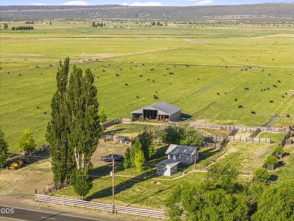 15655 W Langell Valley Road, Bonanza, OR 97623