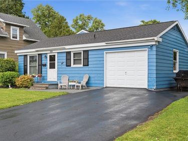 116 1/2 Schrouder Street, East Syracuse, NY 13057