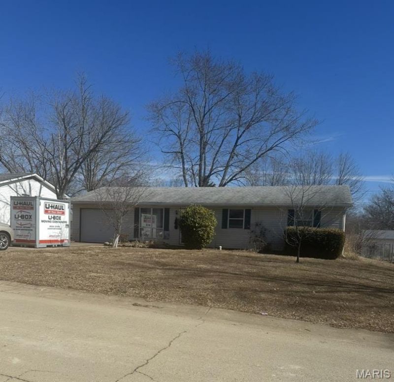 230 Valley Drive, Farmington, MO 63640 Main Photo