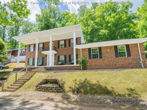 2297 Larwood Drive, Charleston, WV 25302