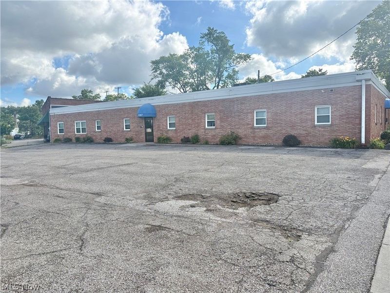 4367 Rocky River Drive, Cleveland, OH 44135 Photo 3