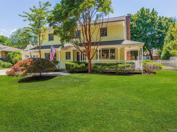 12 Rumford Road , Kings Park, NY 11754