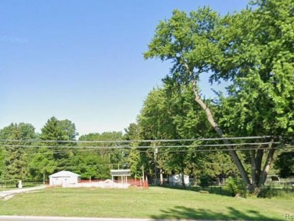16005 Merriman Road , Livonia, MI 48154
