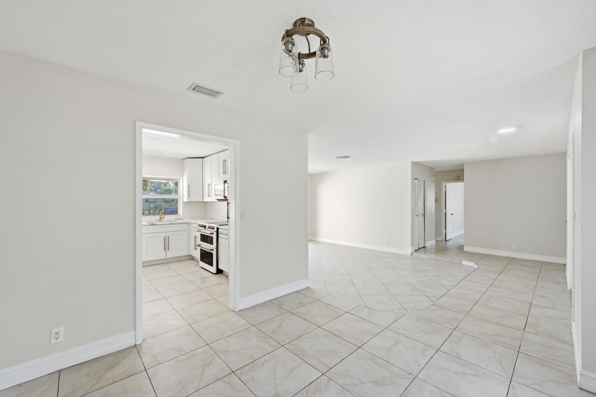 1430 NW 73rd Avenue Nw, Plantation, FL 33313 Photo
