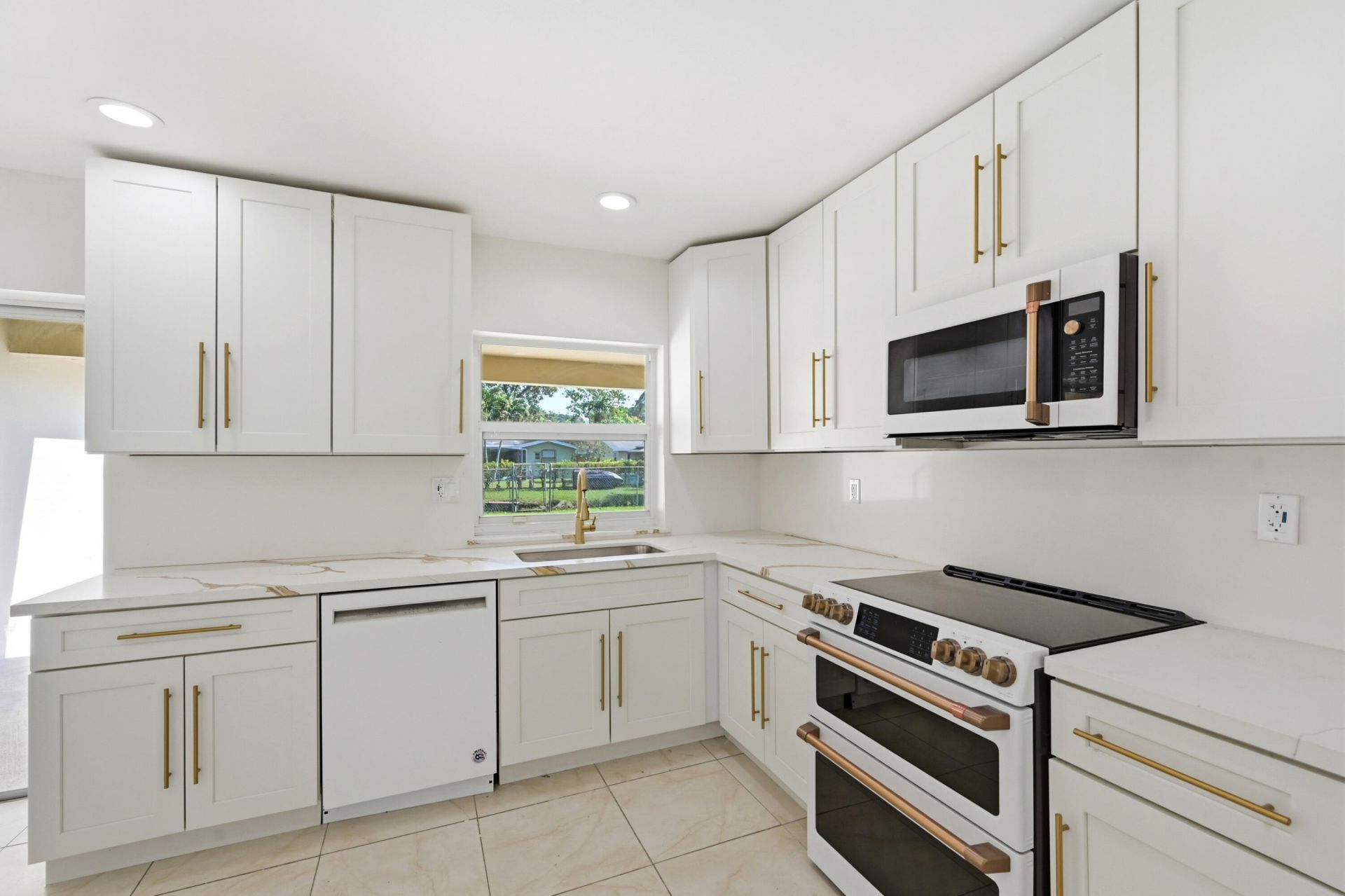 1430 NW 73rd Avenue Nw, Plantation, FL 33313 Photo