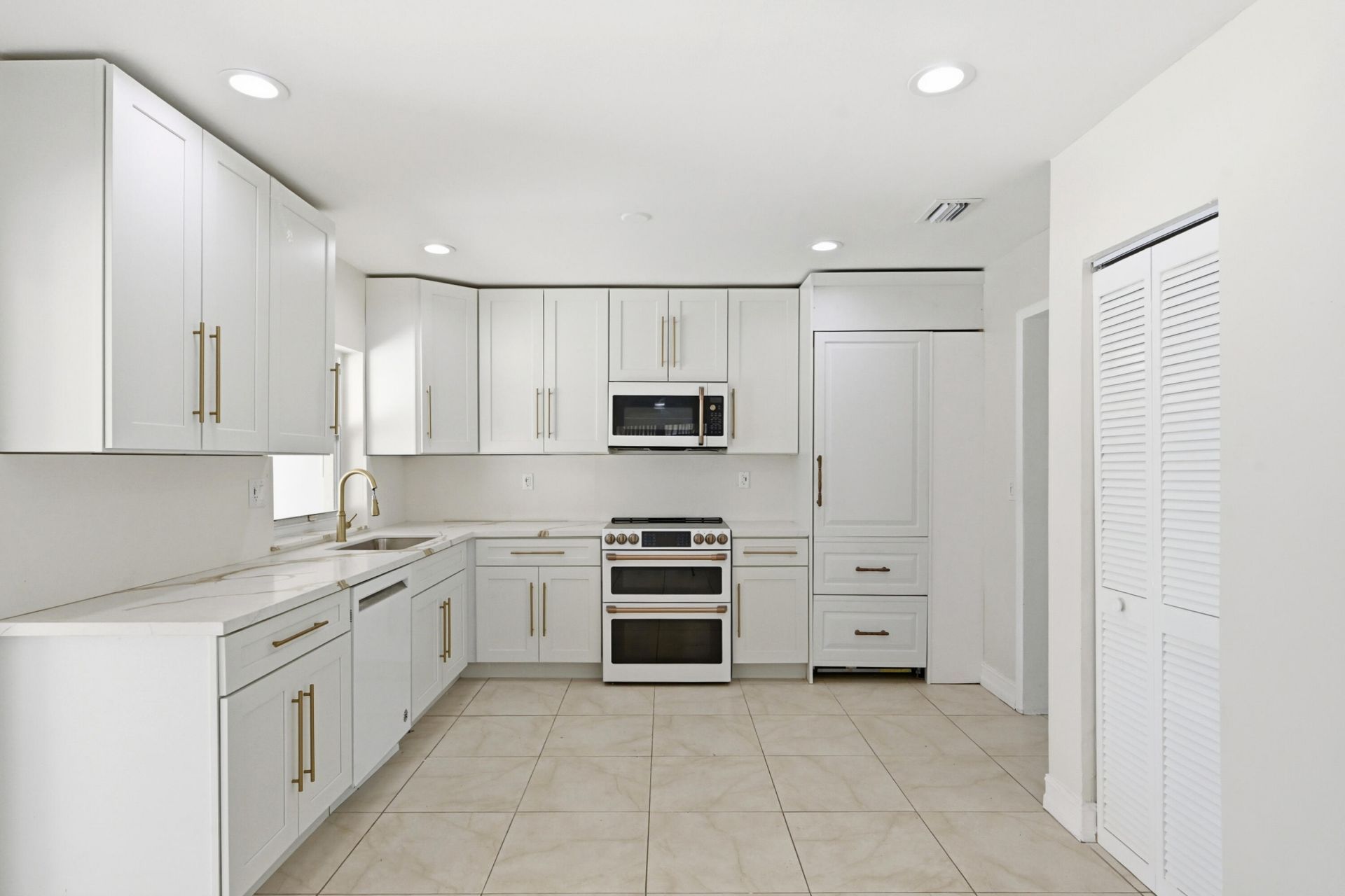 1430 NW 73rd Avenue Nw, Plantation, FL 33313 Photo