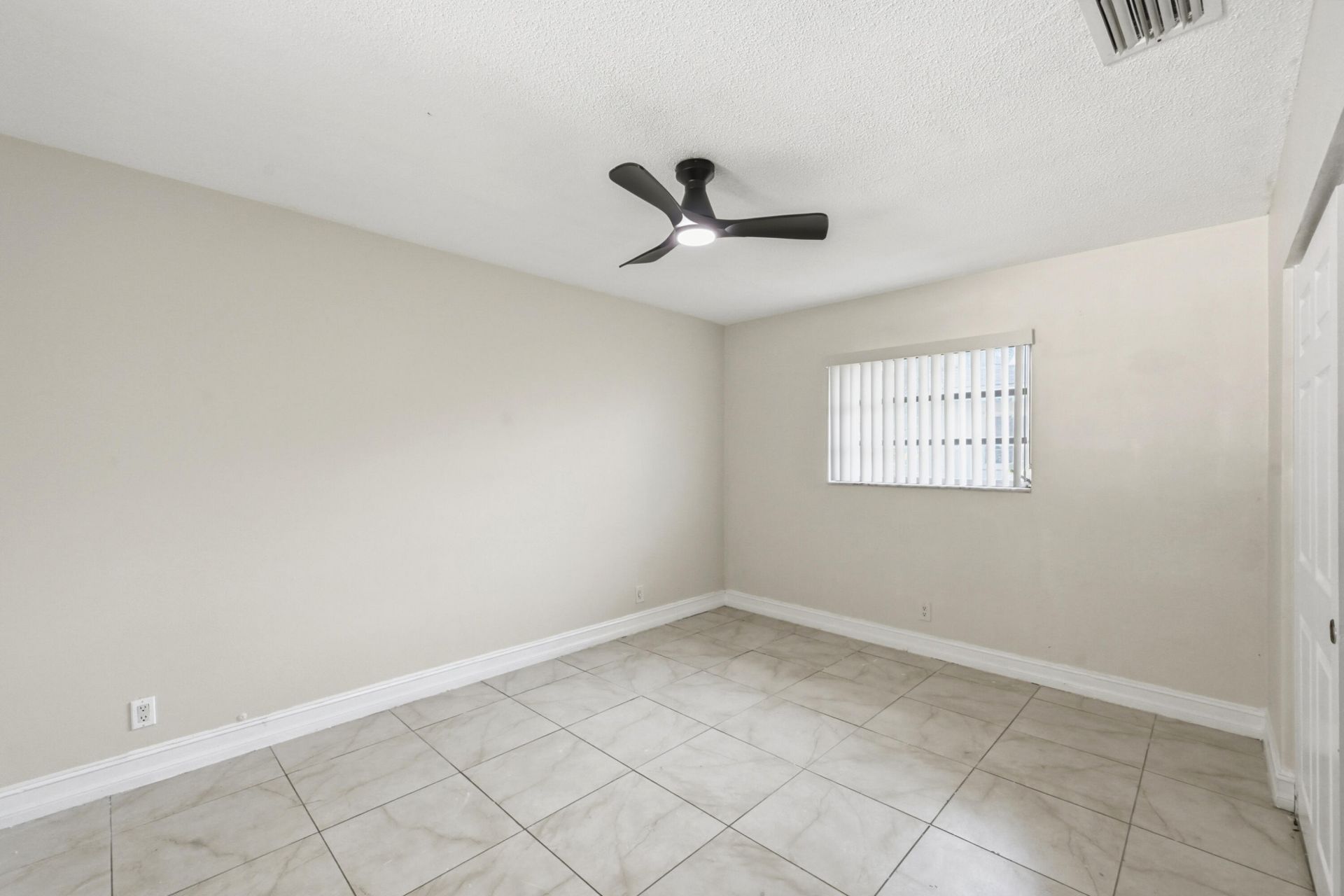 1430 NW 73rd Avenue Nw, Plantation, FL 33313 Photo