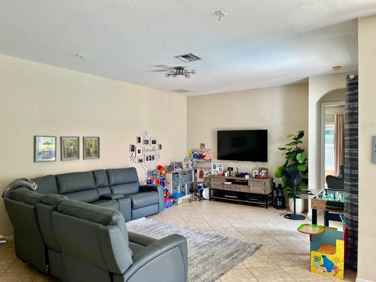 127 Palm Beach Plantation Boulevard, West Palm Beach, FL 33411 Photo
