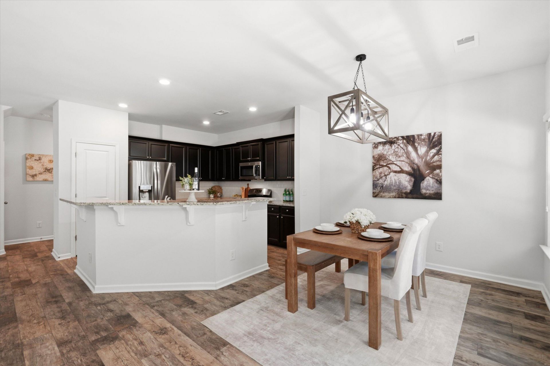 5046 White Cedar Road Photo 5