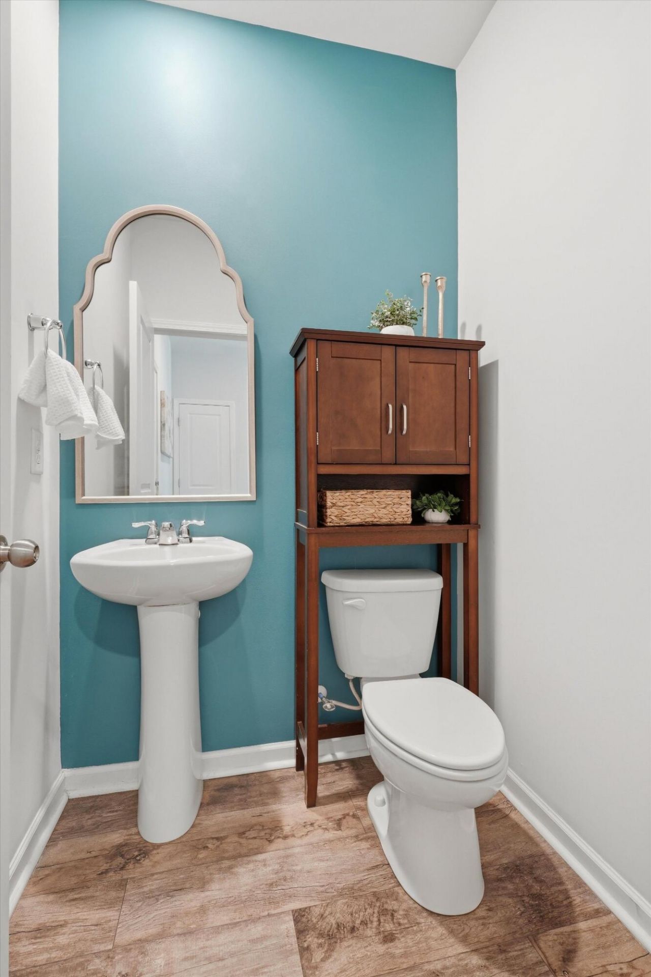 5046 White Cedar Road Photo 7