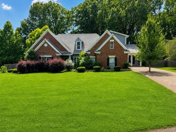 8041 Windersgate Circle, Olive Branch, MS 38654
