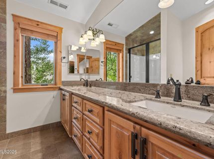 359 Summit Drive, Stateline, NV 89449 Photo