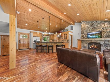 359 Summit Drive, Stateline, NV 89449 Photo