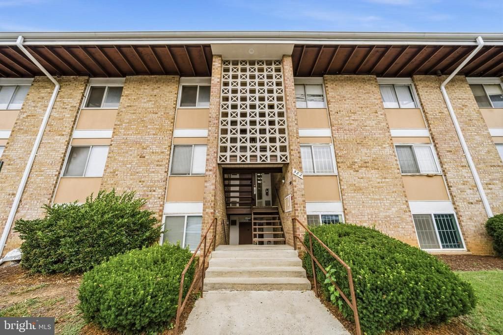 582 WILSON BRIDGE DRIVE, OXON HILL, MD 20745