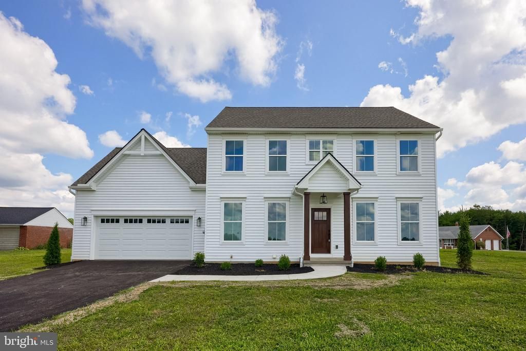 7393 YELLOW CHURCH ROAD, SEVEN VALLEYS, PA 17360