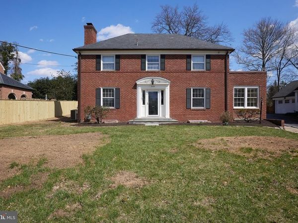 5135 MASSACHUSETTS AVENUE, BETHESDA, MD 20816