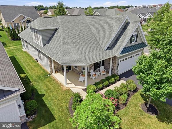 1063 PRESIDENTS DRIVE, LITITZ, PA 17543