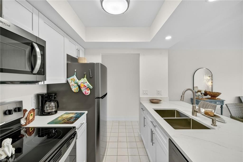 200 Lenell Rd , Unit 214, Fort Myers Beach, FL 33931 Photo