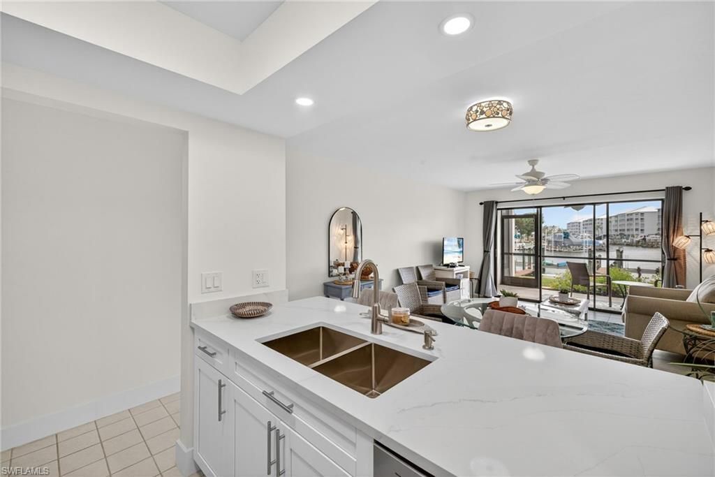 200 Lenell Rd , Unit 214, Fort Myers Beach, FL 33931 Photo