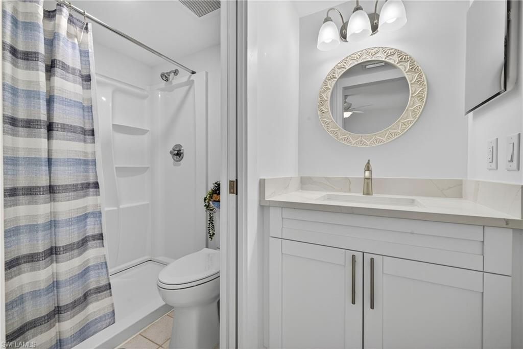 200 Lenell Rd , Unit 214, Fort Myers Beach, FL 33931 Photo