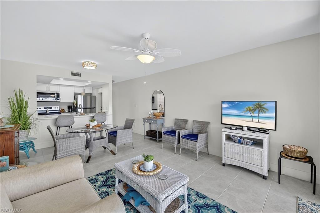 200 Lenell Rd , Unit 214, Fort Myers Beach, FL 33931 Photo