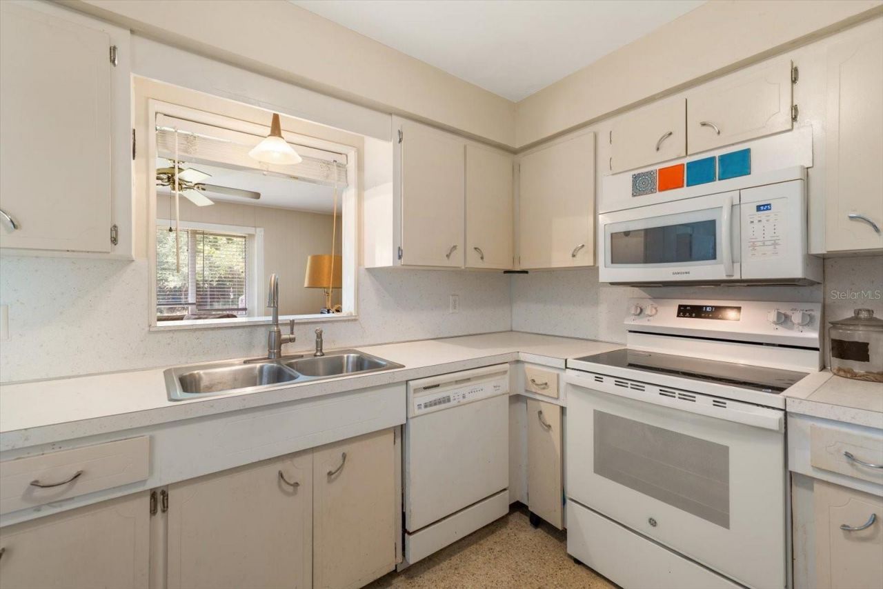 4390 20th Avenue N, Saint Petersburg, FL 33713 Photo