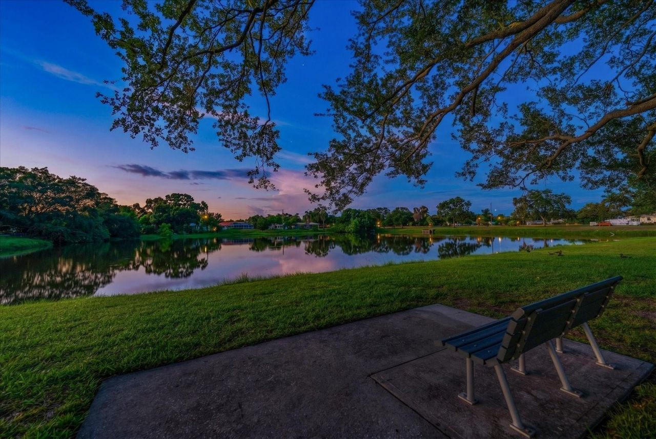 4390 20th Avenue N, Saint Petersburg, FL 33713 Photo