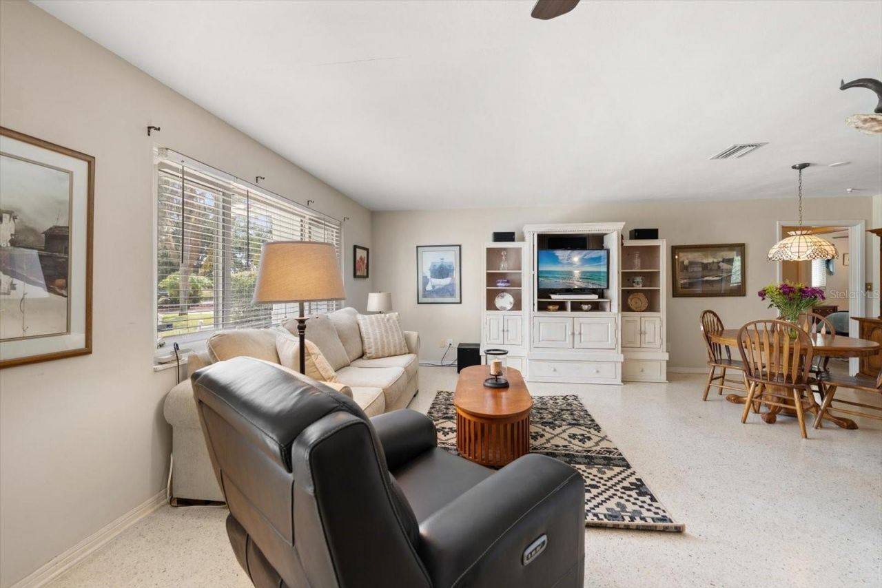 4390 20th Avenue N, Saint Petersburg, FL 33713 Photo