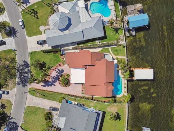 119 CARLYLE CIRCLE , PALM HARBOR, FL 34683