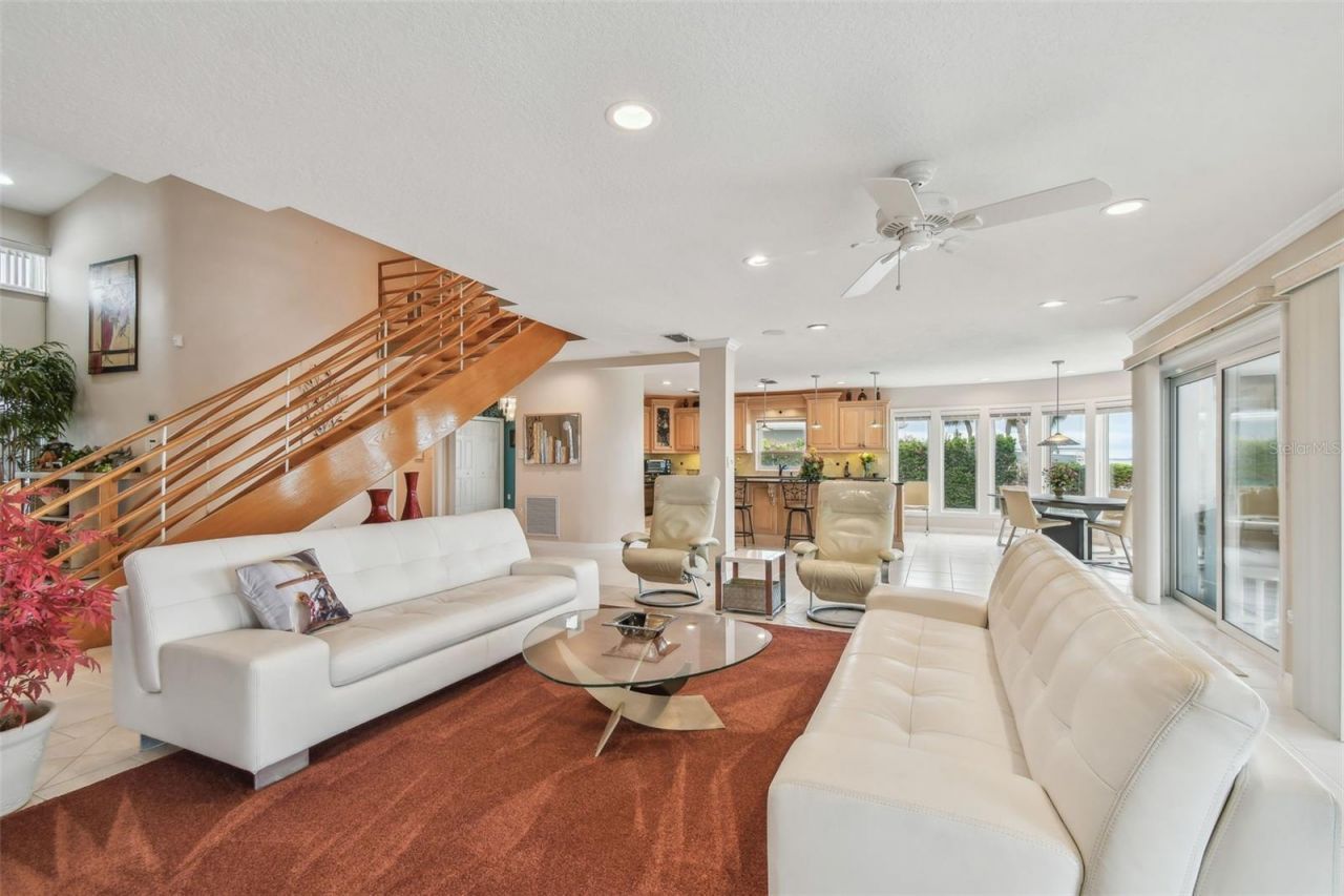 119 Carlyle Circle, Palm Harbor, FL 34683 Photo